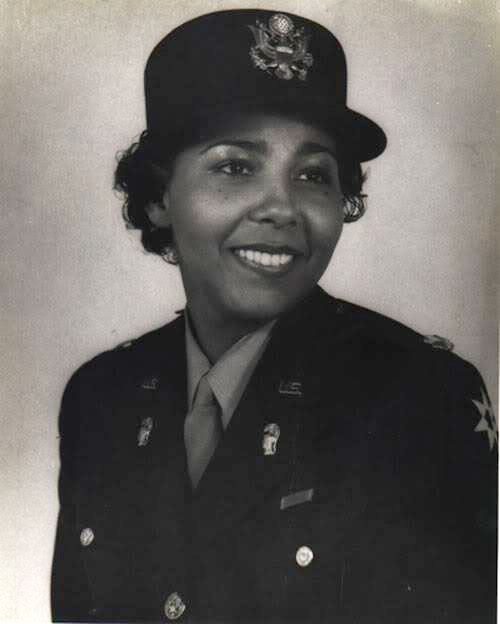Commander lady era